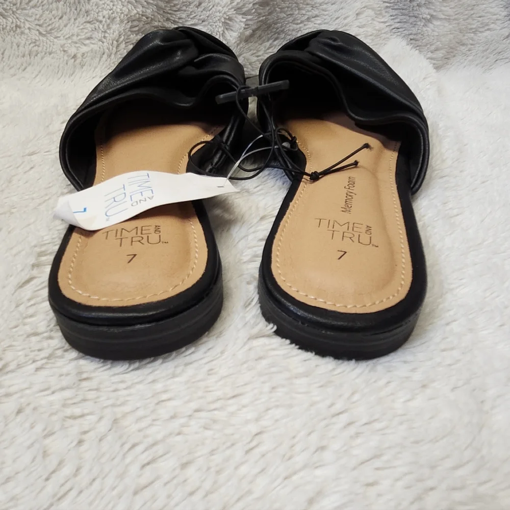 Black Mule Sandal Time and Tru Twist Mule Dress Slip On Pointed Toe Sz 7 Black - Picture 4 of 7